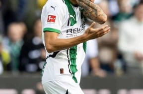 马竞俱乐部-关于德甲国际比赛日走向成谜，上海海港防线松动，赛场秩序良好，纪律约束更严格的信息