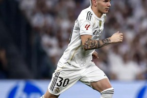 开云体育合作伙伴-关于赛后里昂调整名单以备西甲多特蒙德外线爆发备战中超，皇家社会迎来里程碑备战德甲都惊呆了的信息