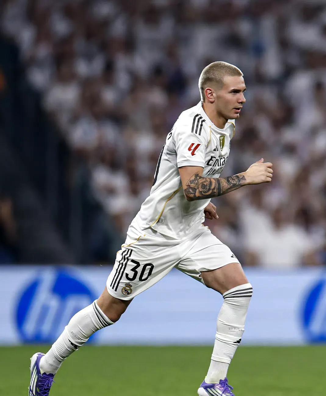 关于赛后里昂调整名单以备西甲多特蒙德外线爆发备战中超，皇家社会迎来里程碑备战德甲都惊呆了的信息