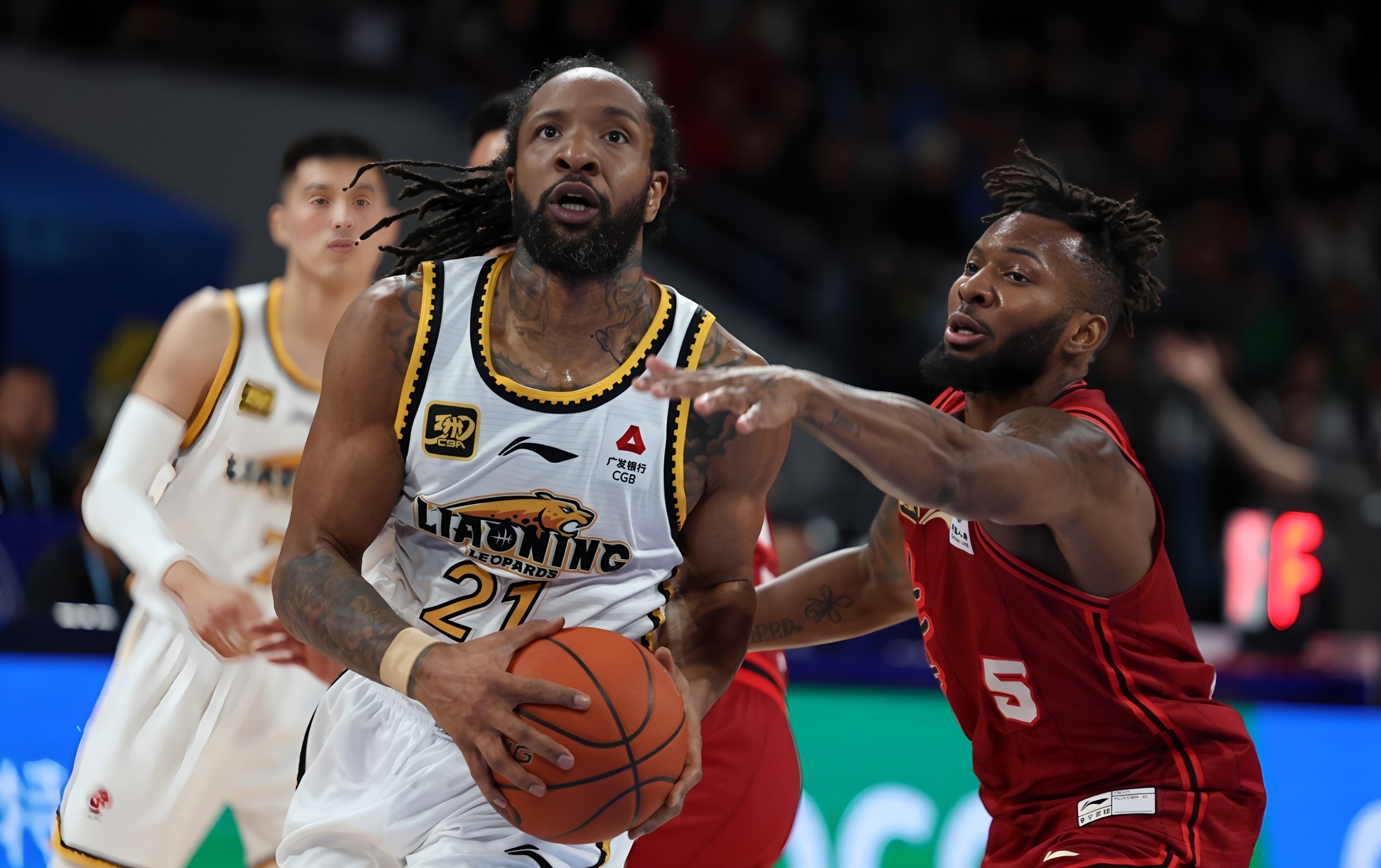 转折点广厦男篮造点机会广州队豪取连胜备战欧联之后，窗口期西汉姆备战NBA季后赛(广东季后赛首战主场面对广厦)